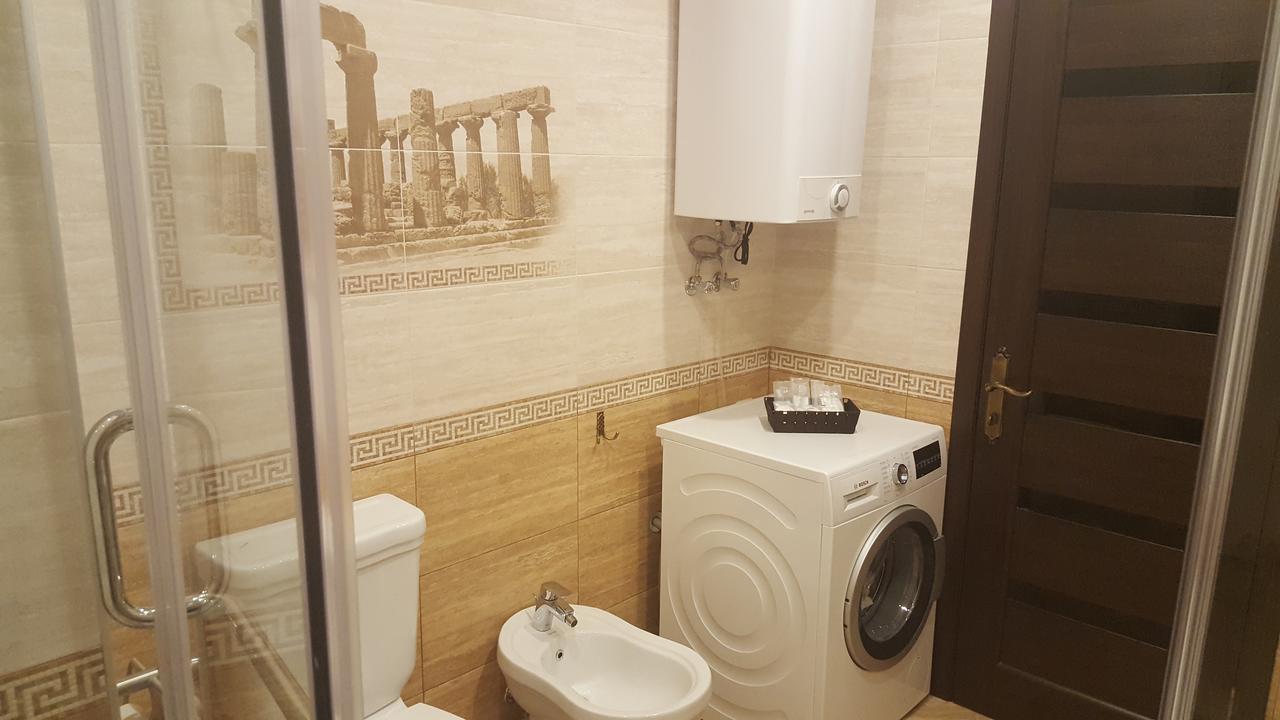 Mimino Apartment Deluxe First Line  Batumi Exterior foto
